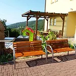 Jakov Διαμέρισμα