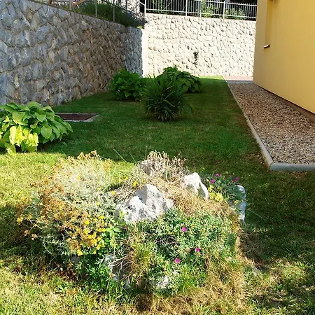 Jakov Apartment